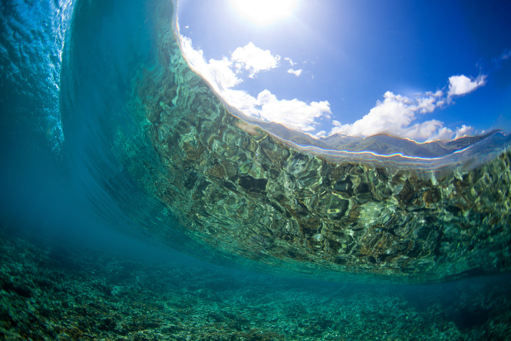 Tahiti Under Wave